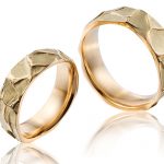 14 karaat warmgeelgouden natural wedding band